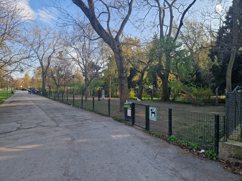 Prater - Laufbergerwiese im 2. Leopoldstadt – Hundezone (Foto 1)