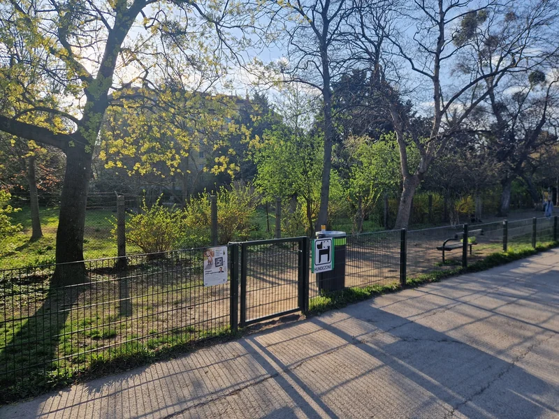 Prater - Laufbergerwiese im 2. Leopoldstadt – Eingang (Foto 4)