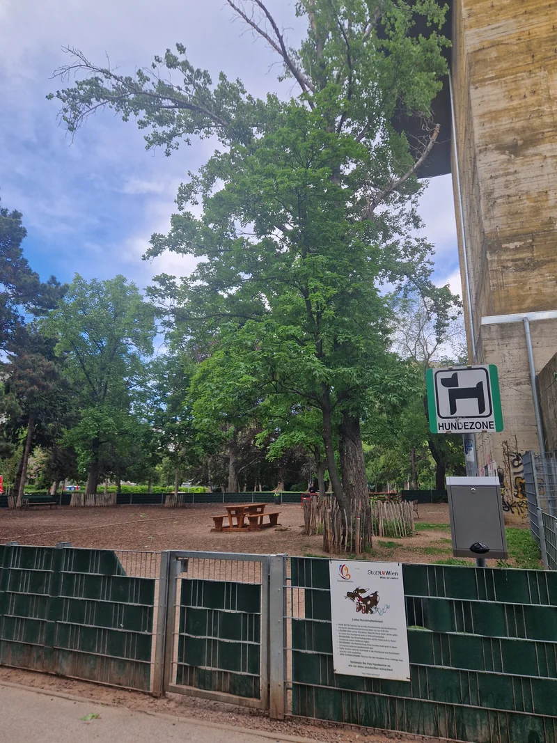 Arenbergpark im 3. Landstraße – Auslaufbereich (Foto 3)