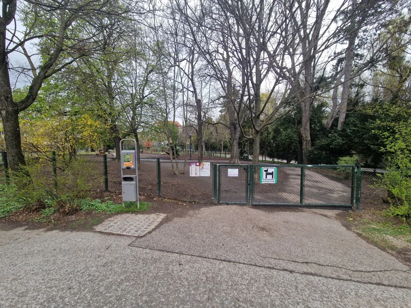 Türkenschanzpark im 18. Währing – Hundezone (Foto 1)