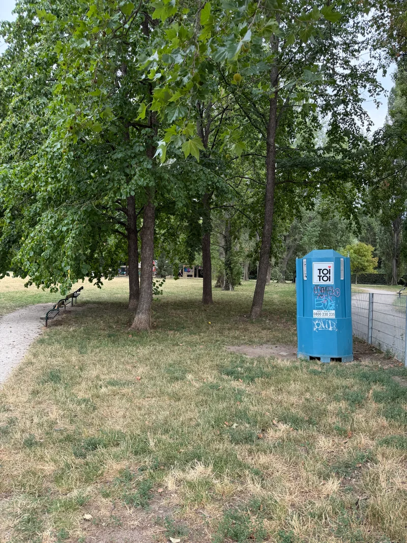 Ferdinand-Kaufmann-Platz im 21. Floridsdorf – Gelände (Foto 19)
