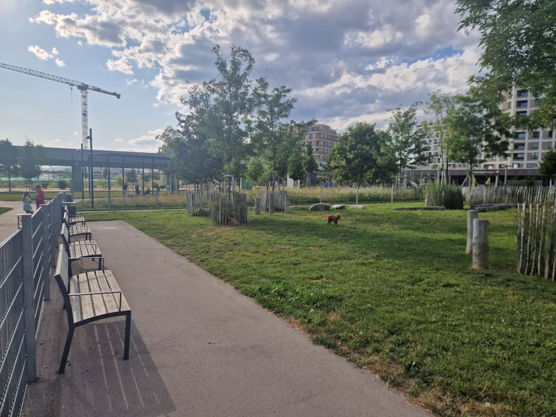 Elinor-Ostrom-Park im 22. Donaustadt – Eingang (Foto 11)